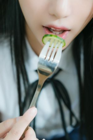 唱歌的姐姐也想做_国语版高清