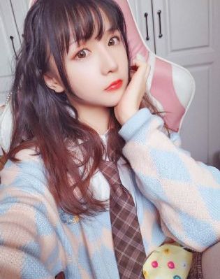 年轻的小婊4韩剧中文版_加长未删减版在线观看