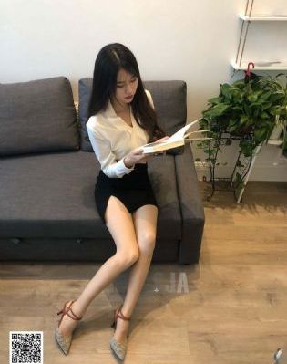 餐桌下挺进我的密道_高清影视在线观看